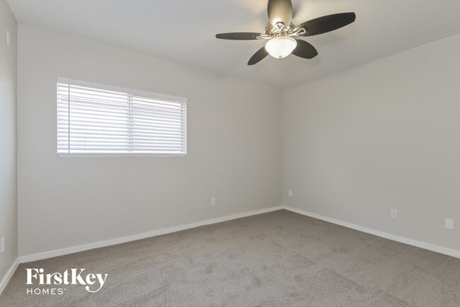 Building Photo - 13636 E Shadow Pines Ln