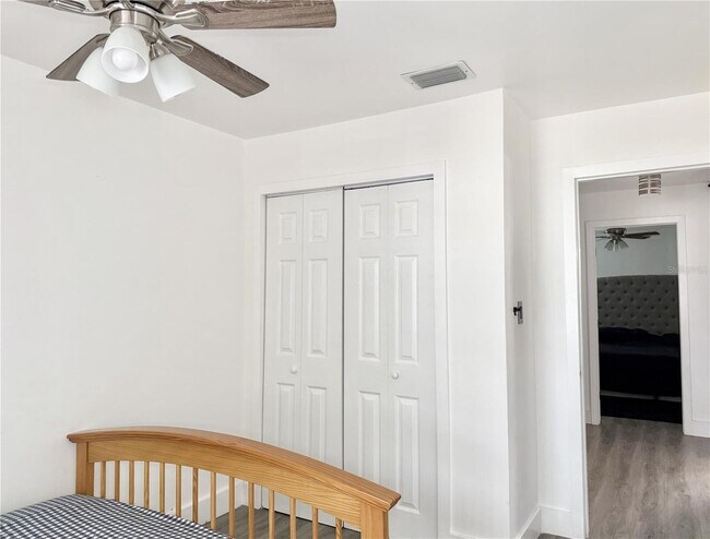 Building Photo - 5118 Tennis Ct Cir