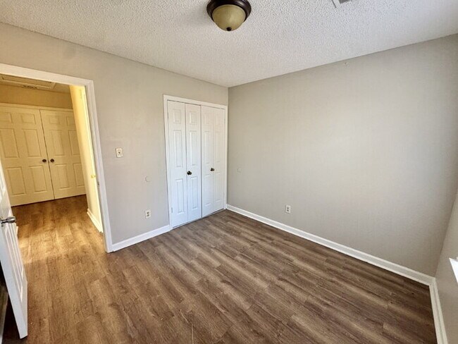 Building Photo - 4136 Garden Birch Cove