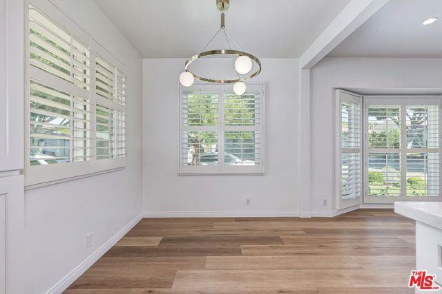 Building Photo - 10828 Stever St