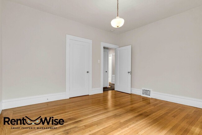 Building Photo - 790-792 9th Ave. San Francisco