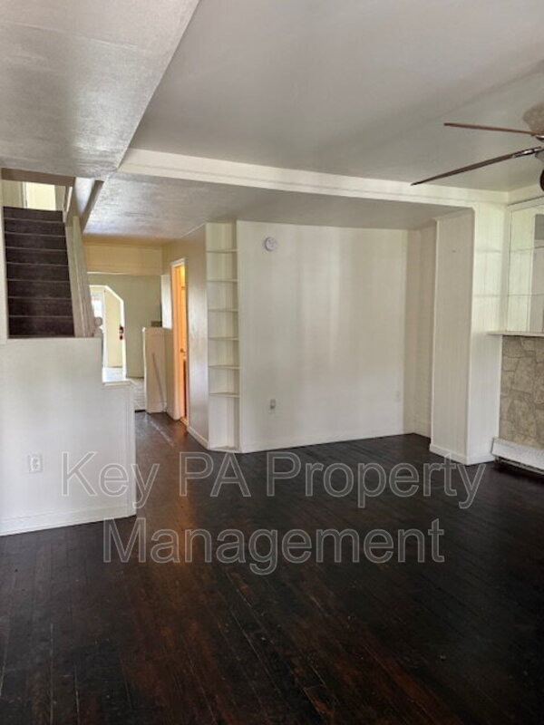 Building Photo - 226 Charles St