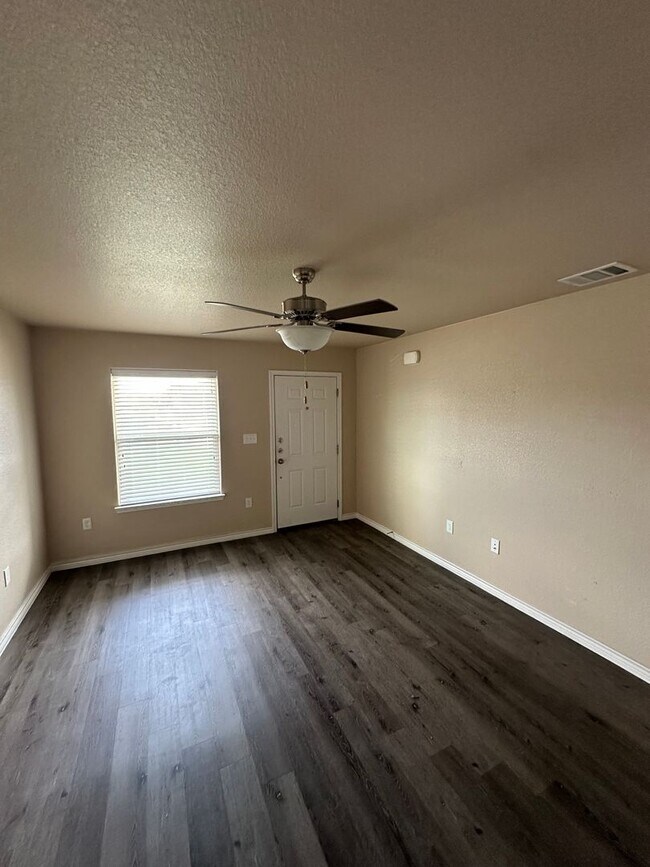 Building Photo - 3Bd/2Ba in Temple TX