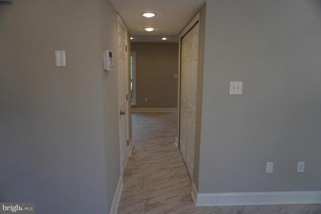 Building Photo - 4385 Eagle Ct