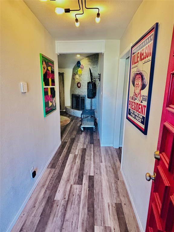 Building Photo - 513 White Wing Way