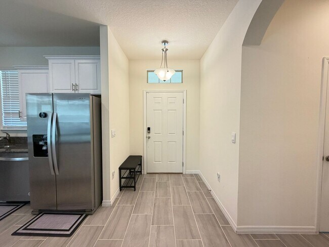 Building Photo - Perfect Home waiting for you! FULLY FURNISHED!