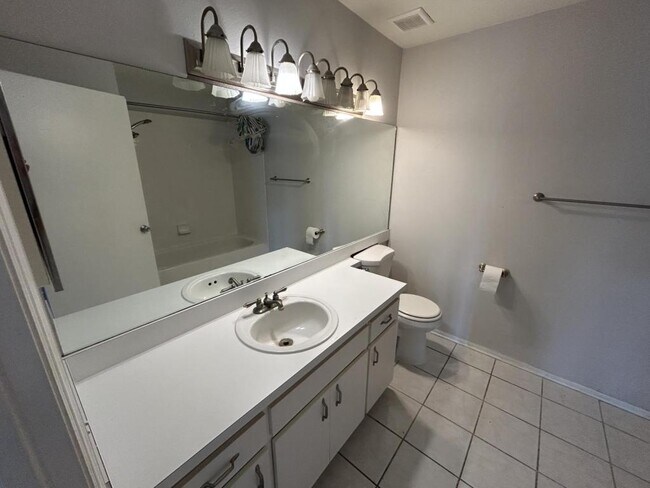 Building Photo - 12436 Dawn Vista Dr
