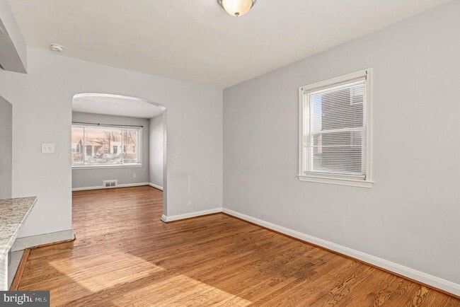 Building Photo - 1123 Elbank Ave