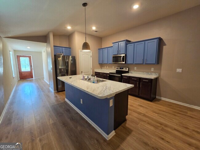 Building Photo - 152 Ashwood Cir