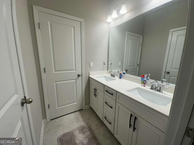 Building Photo - 1508 Slopeside Loop SE