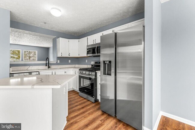 Building Photo - 7711 Cornerstone Way