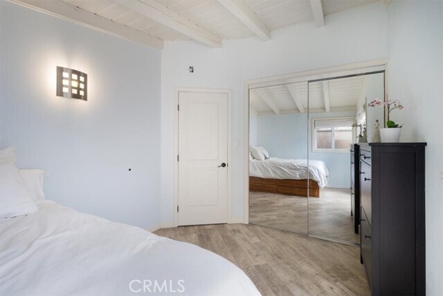 Building Photo - 3248 Ocean Dr