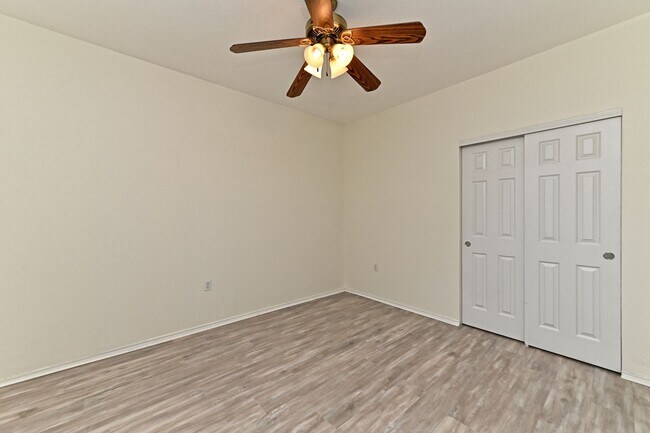 Building Photo - 111 Nassau Cir