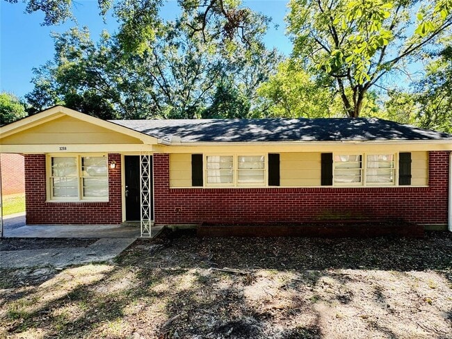 Primary Photo - 3208 Durham Dr