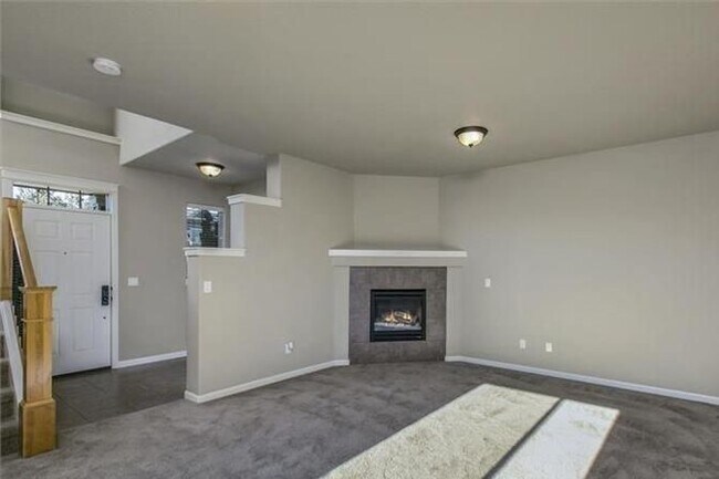 Building Photo - 63086 Dakota Dr