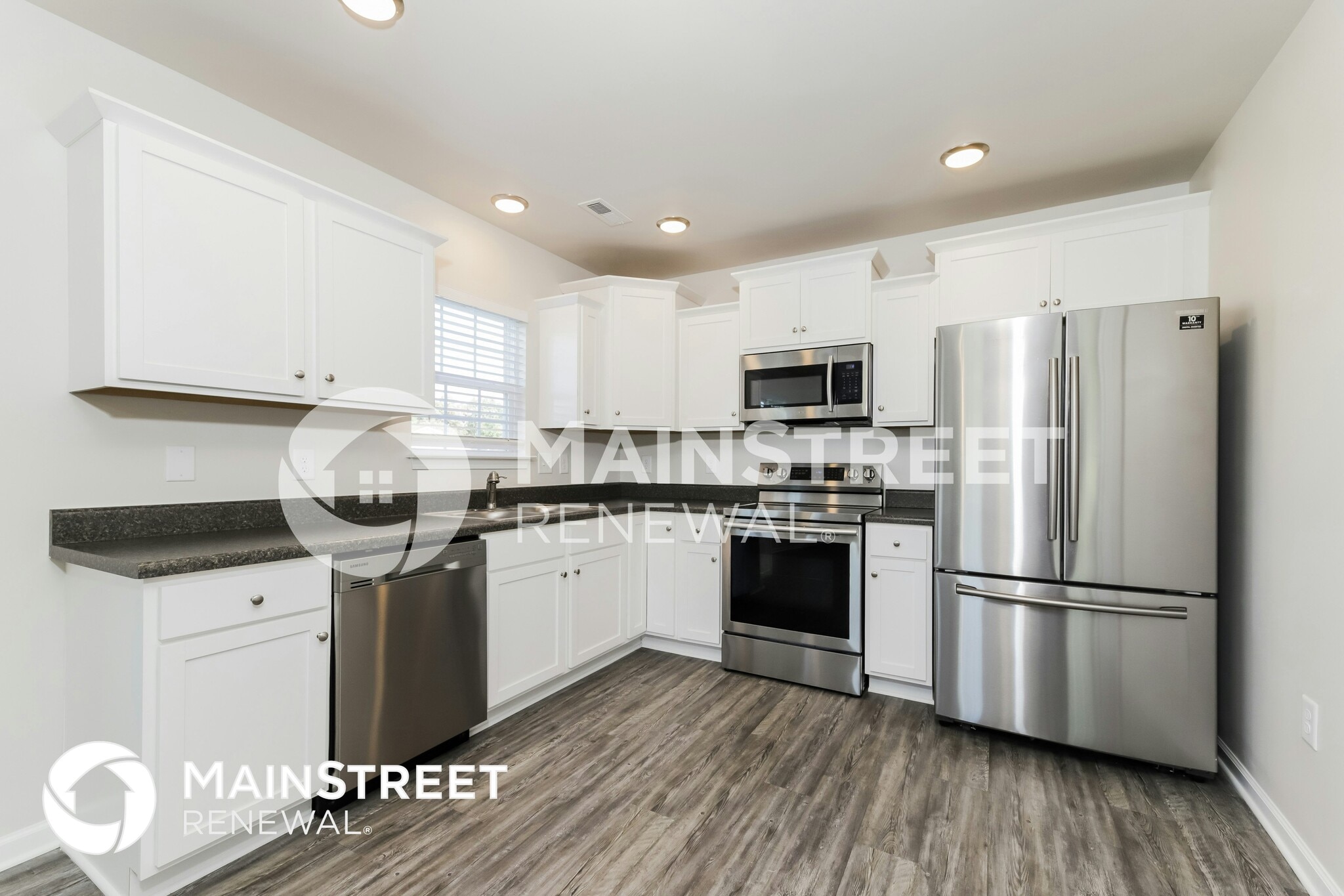 Building Photo - 6166 Brentwood Pk Dr