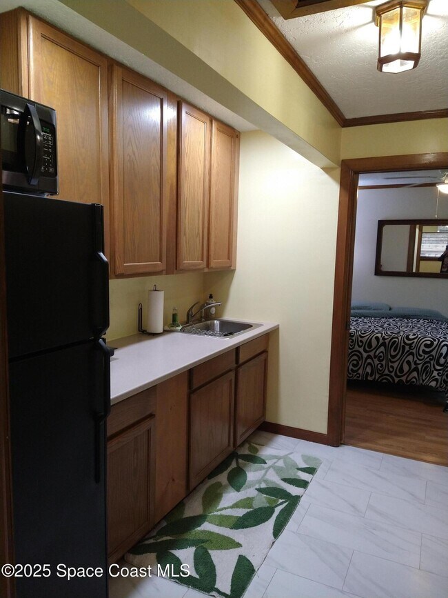 Building Photo - 3175 Fell Rd