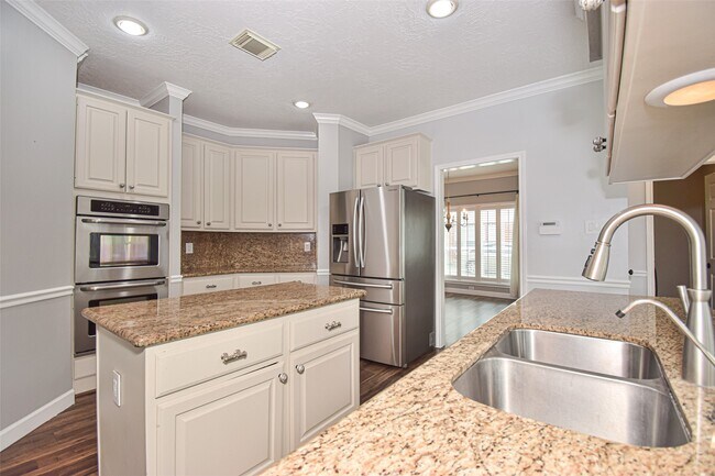 Building Photo - 12919 Bristol Berry Dr