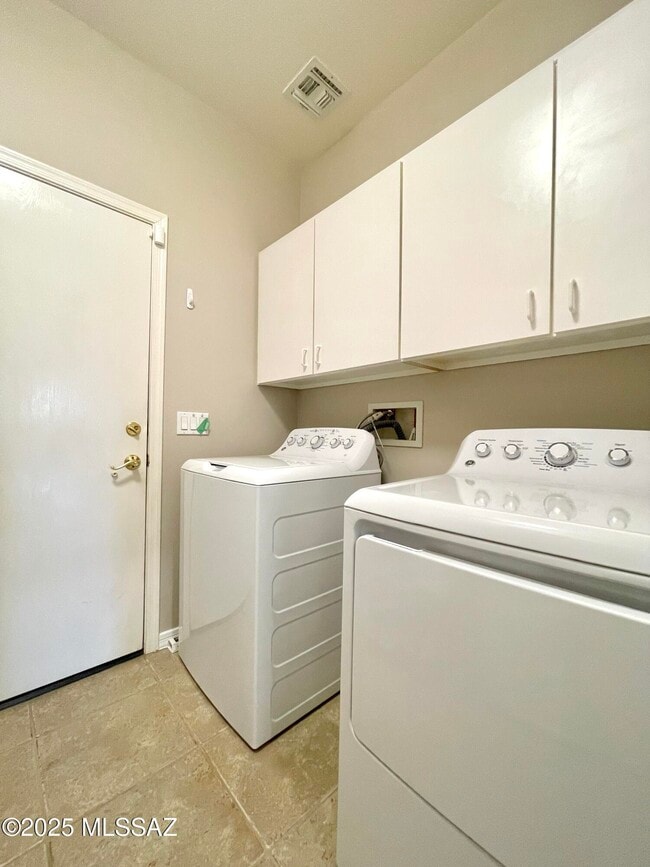 Building Photo - 371 W Sacaton Canyon Dr