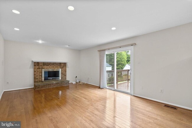 Building Photo - 1119 Halesworth Dr