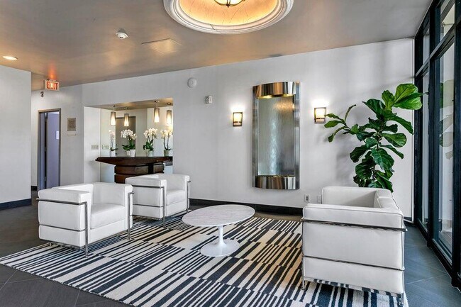 Building Photo - 2400 Presidential Way