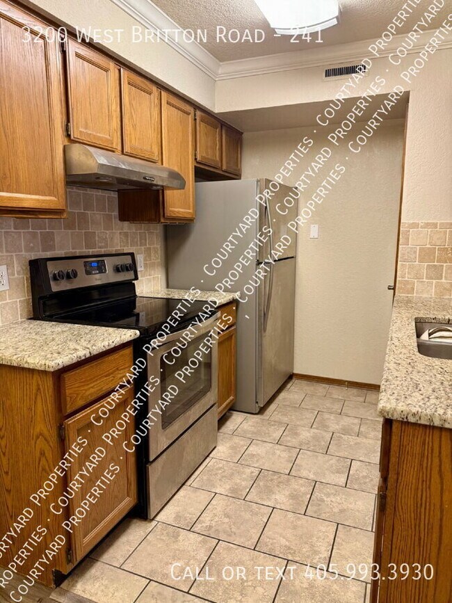 Building Photo - 3200 W Britton Rd