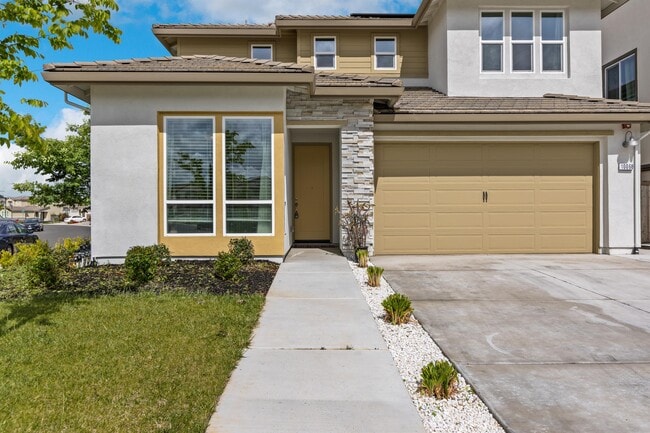 Building Photo - 10068 Carinata Dr