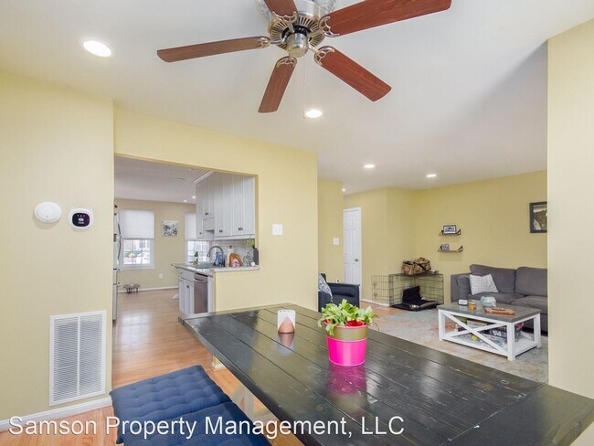 Building Photo - 3 br, 3.5 bath House - 8358 Stationhouse Ct