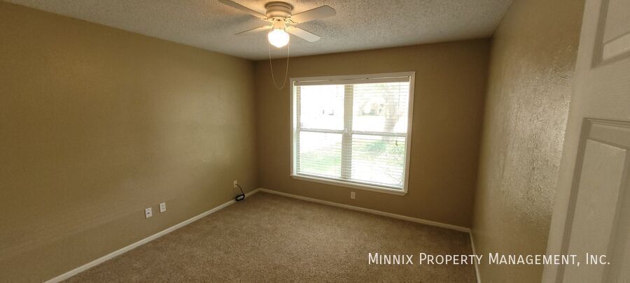 Building Photo - 4620 Itasca St