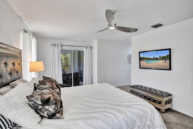 Building Photo - 7669 Springwater Pl