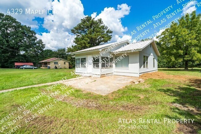 Building Photo - 4329 Maple Cir