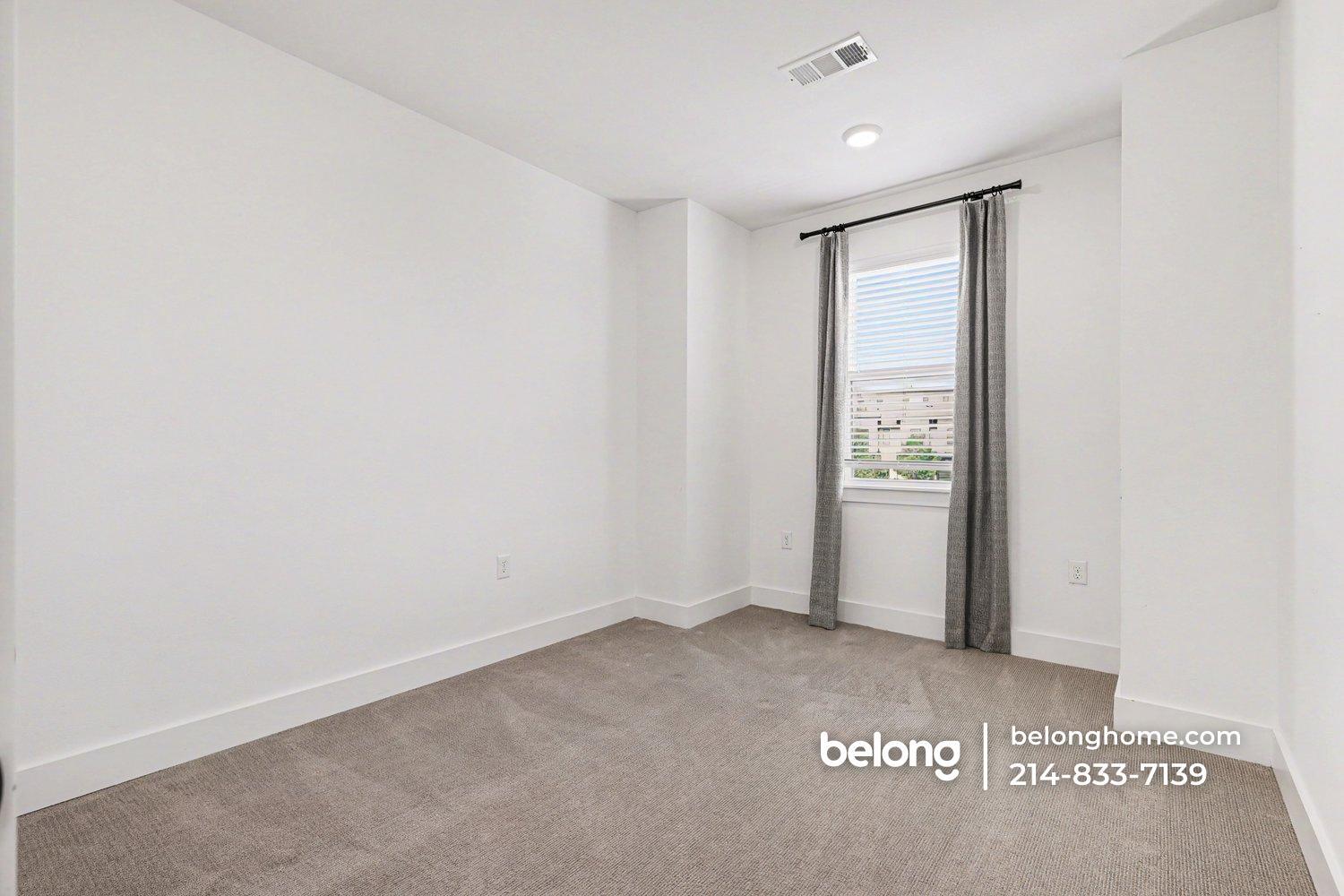 Building Photo - 860 Bandera Ct