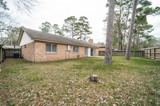 Building Photo - 15114 Forest Lodge Dr