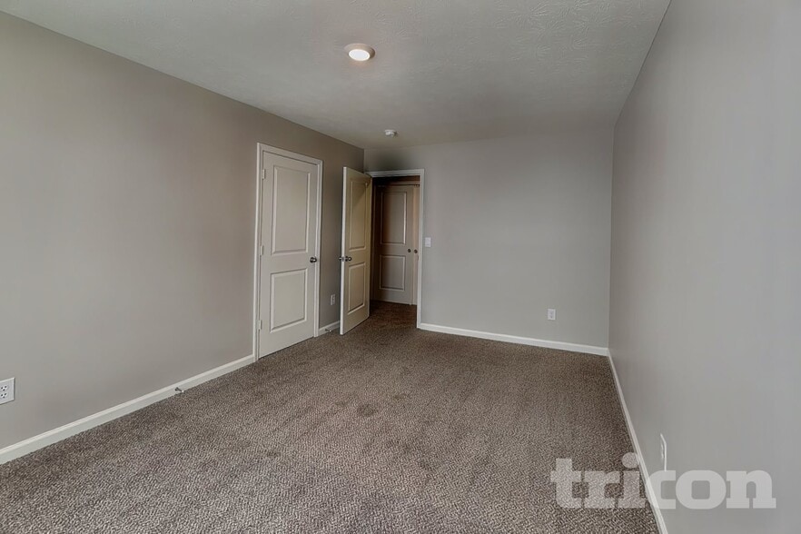 Building Photo - 1810 Downey Ln