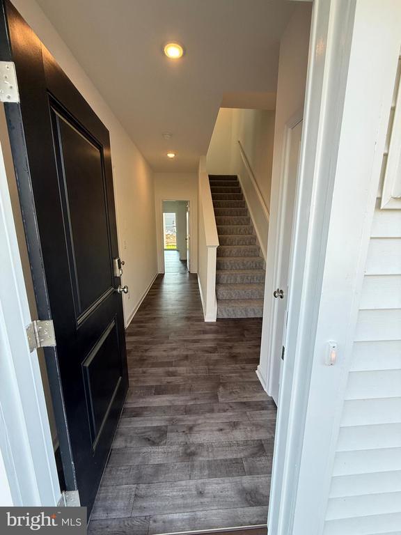 Building Photo - 36106 Wilderness Shores Way