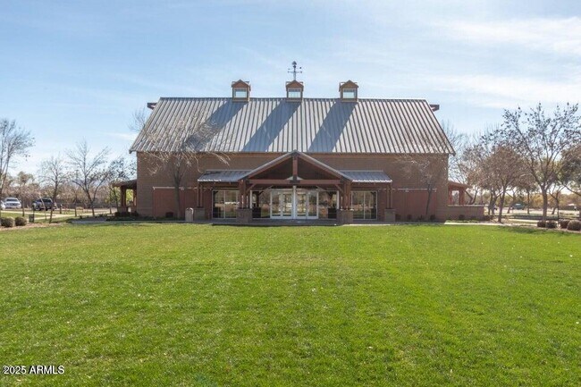 Building Photo - 3467 S Falcon Dr
