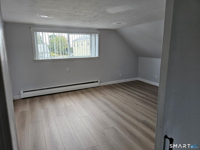 Building Photo - 10 Cold Spring St