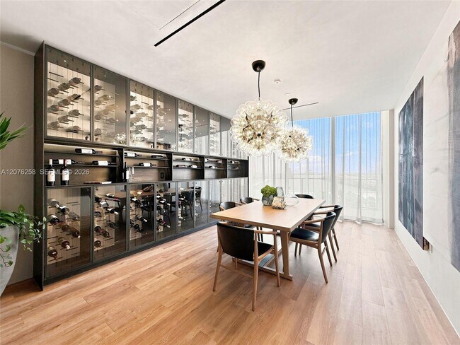 Building Photo - 1400 Biscayne Blvd