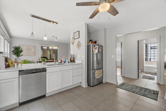 Building Photo - 748 N 34th St