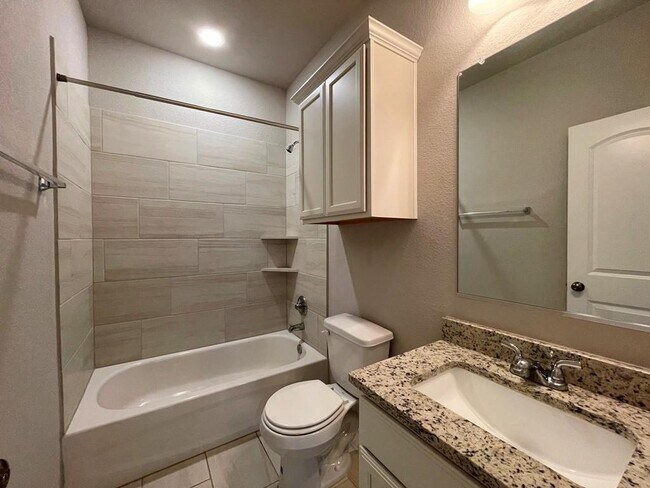 Building Photo - 8113 Northgate Lp