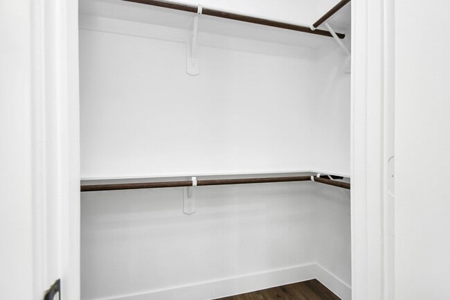 Building Photo - 4215 Rogers St