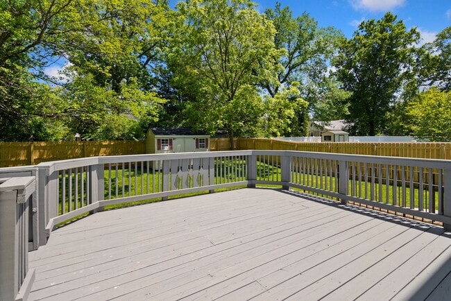 Building Photo - 9120 Banleigh Ln