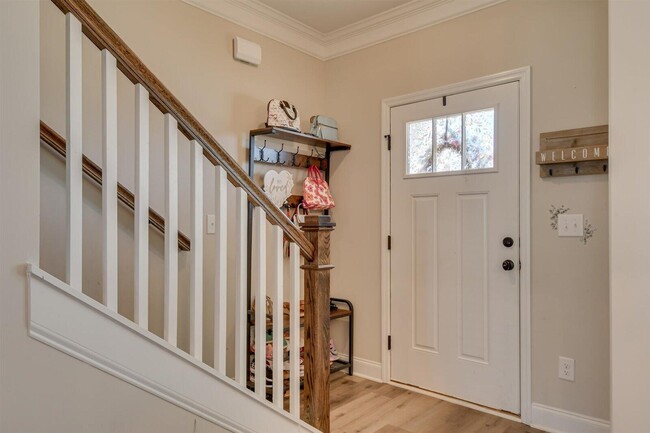 Building Photo - 6007 Bakerville Ln