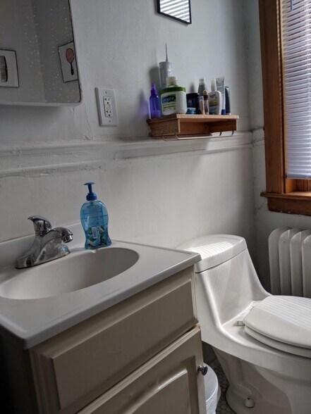 Building Photo - 97 Hancock St