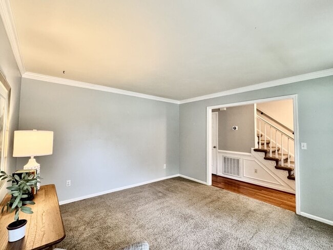 Building Photo - Ready NOW! A Spacious Home in Beautiful Pi...