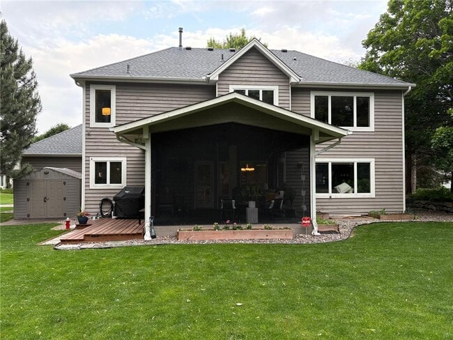 Building Photo - 6560 Shadow Ln