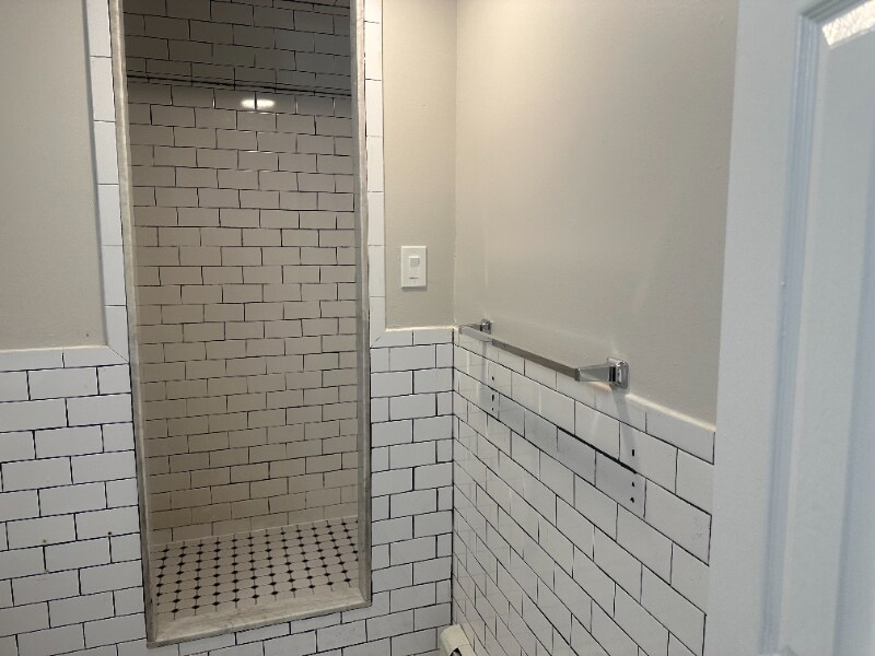 Building Photo - 67 Brinkerhoff St