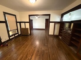 Building Photo - 1228 E Brady St