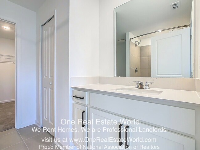 Building Photo - 5151 Bridgehaven Rd