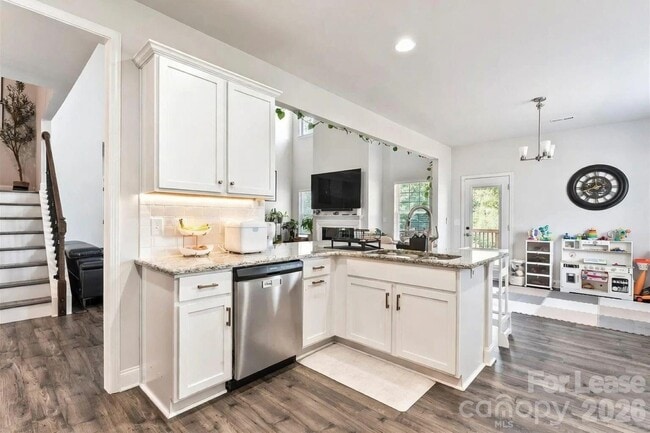 Building Photo - 11732 Glenwood Dr